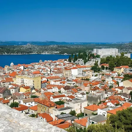 Two-bedroom In Apartman Sibenik